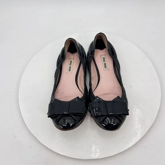 Miu Miu Women Size EU 37.5 US 7.5 Black Glossy Leather Bow Ballerina Flat Shoes