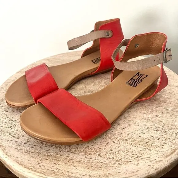 Miz Mooz Alanis Flat Leather Ankle Strap Sandal in Scarlet Red, Size 8 NWOB