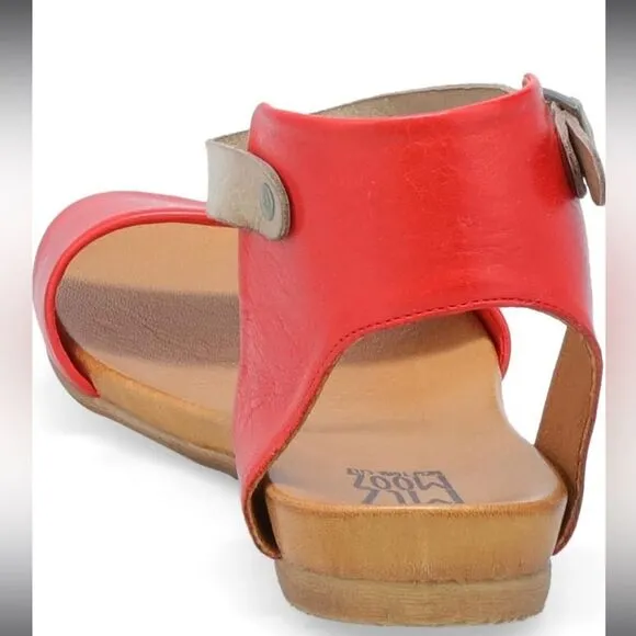 Miz Mooz Alanis Flat Leather Ankle Strap Sandal in Scarlet Red, Size 8 NWOB