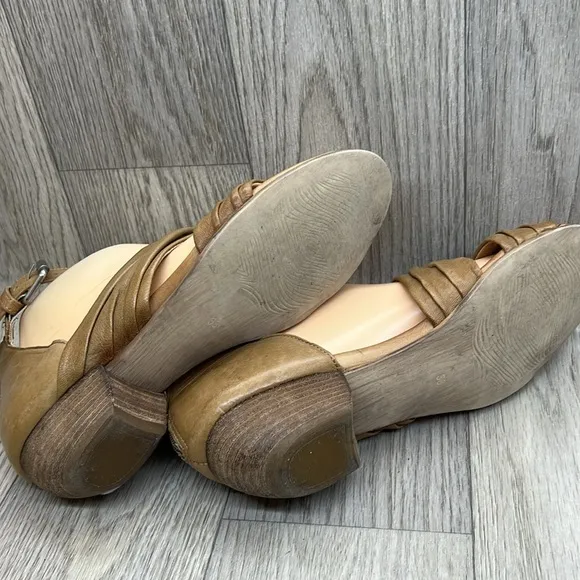 Miz Mooz Cassie Leather Heeled Buckle Sandals Shoes