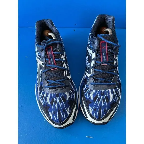 Mizuno Wave Creation 15 Men's Sneakers Size  10.5 Running Jogging Walking Sports