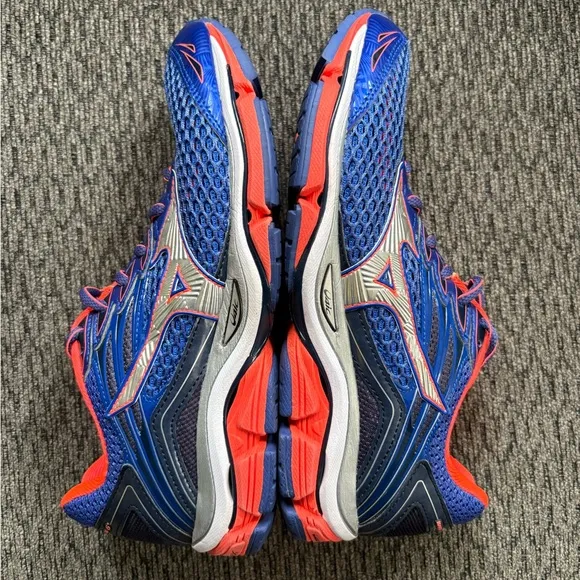 Mizuno Women's Wave Enigma 6 Running Sneakers Blue/Fiery Coral-Silver Size 9