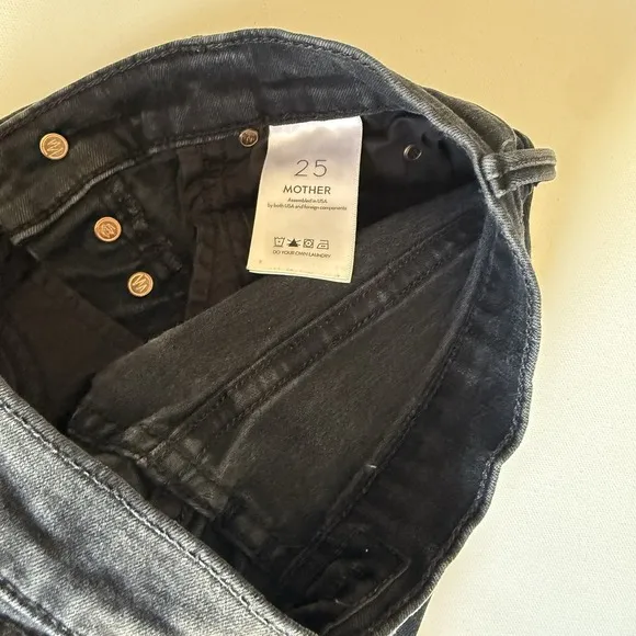 Mother The Pixie Dazzler Ankle Fray Jeans Size 25  Faded Black Raw Hem