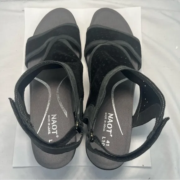 Naot Destiny Heels Perforated Suede Sandals Shoes Nubuck Black Women 10
