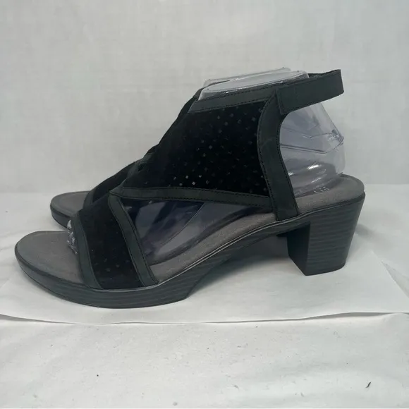 Naot Destiny Heels Perforated Suede Sandals Shoes Nubuck Black Women 10