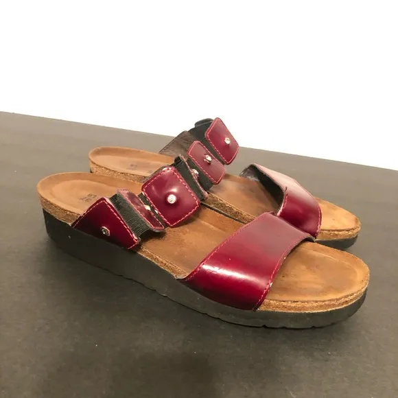 Naot Michele Slide Sandals Patent Burgundy Jewel Comfort Shoes Size EU 37 US 6