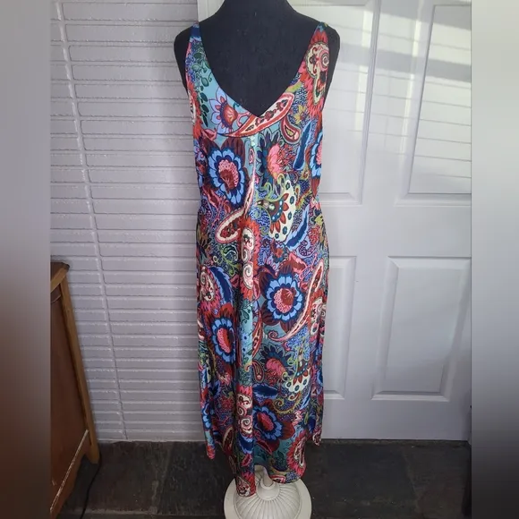 Natori Vintage Psychedelic Satin Slip Dress