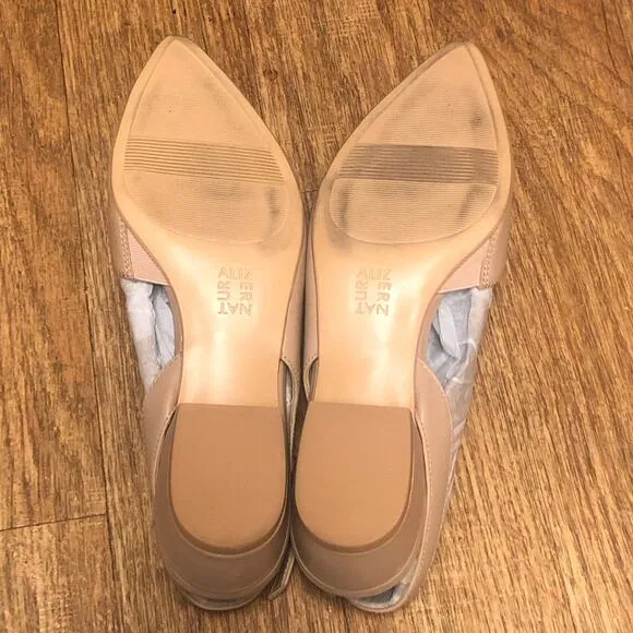 Naturalizer Banks Pointed Toe Slingback Flat Pump in Tan Size 9