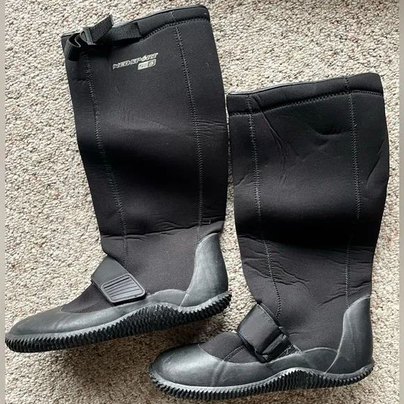 NeoSport 5mm Knee High Waterproof Explore Boots w/ Rubber Sole, Women’s Size 11