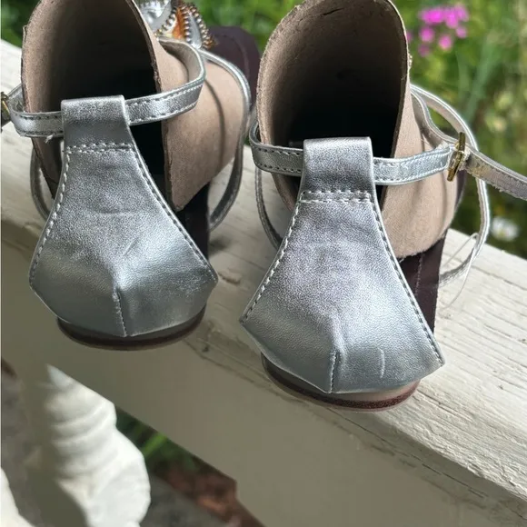 New 2 pair Girls Steve Madden Black Ruffle Sandal &amp; Silver Ruffle Sandal -Sz 1 M