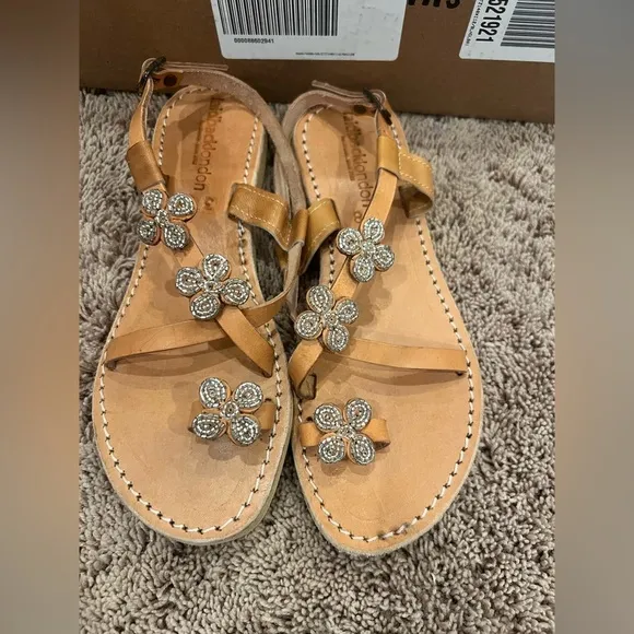 New 38 / 7 Anthropologie laidback London blyth flower embellished sandals tan