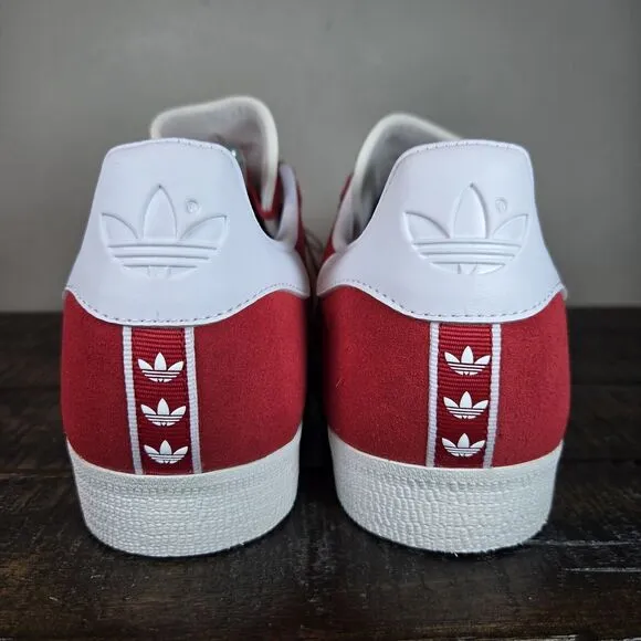 NEW Adidas Gazelle Mens Size 9.5 Low Top Shoes Sneakers Red Scarlet White JI1534