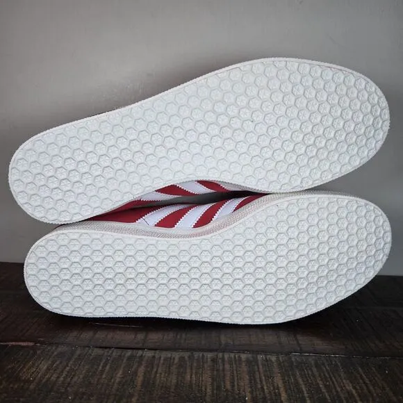 NEW Adidas Gazelle Mens Size 9.5 Low Top Shoes Sneakers Red Scarlet White JI1534