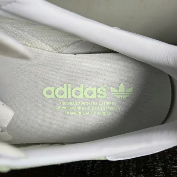 NEW Adidas Gazelle Womens Size 8.5 Casual Sneaker Shoe Matcha Green White IE0442