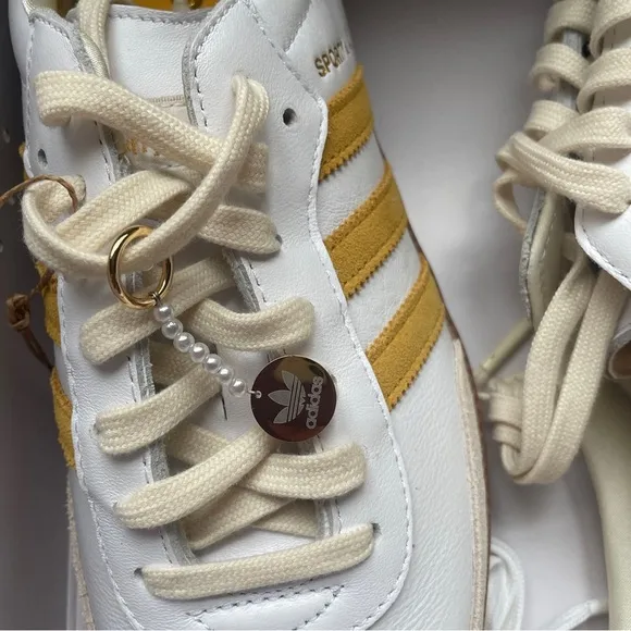 New Adidas Samba OG x Sporty &amp; Rich Sneakers in Gold White 10.5 or 11