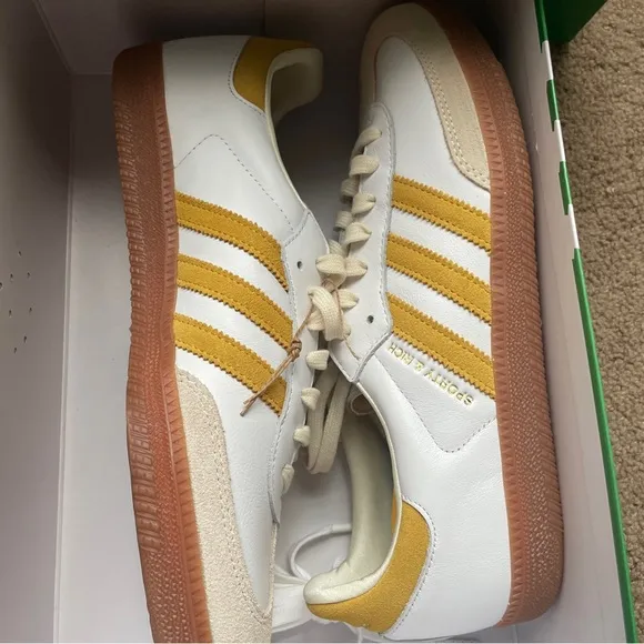 New Adidas Samba OG x Sporty &amp; Rich Sneakers in Gold White 10.5 or 11