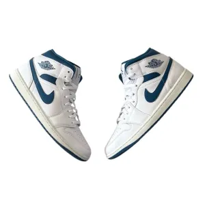 NEW Air Jordan AJ1 Mid SE Men’s Basketball Sneakers size 9 Blue