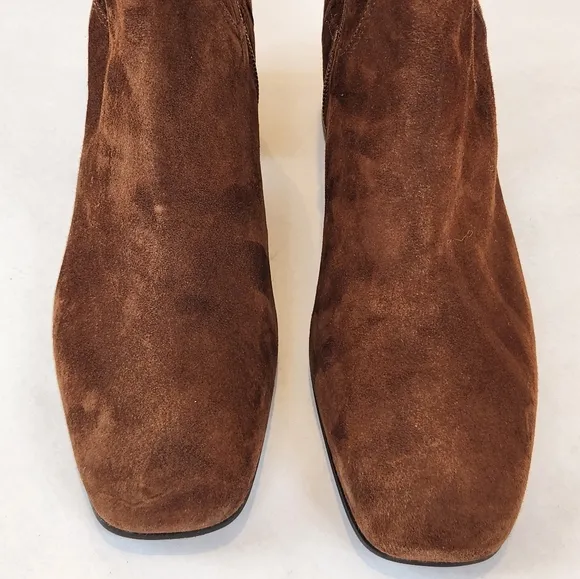 NEW! || AQUATALIA || Carie brown suede boots block heel round toe sz 11