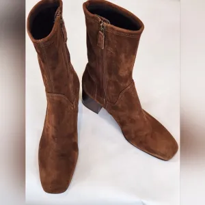 NEW! || AQUATALIA || Carie brown suede boots block heel round toe sz 11