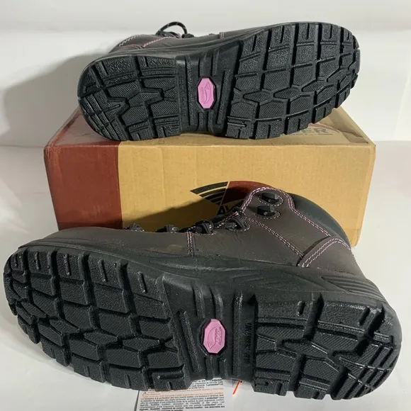 NEW Avenger Work boots framer CT Size: 6M