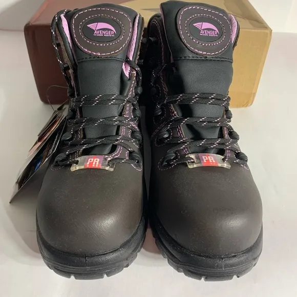 NEW Avenger Work boots framer CT Size: 6M