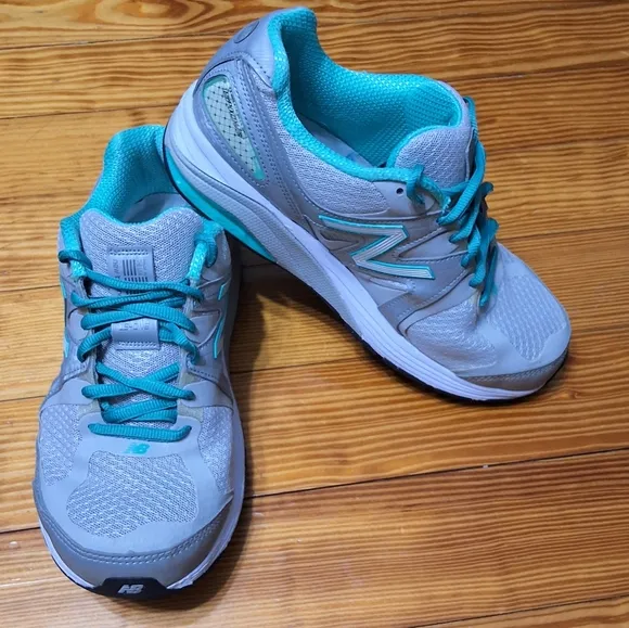 New Balance 1540 V2 Women's Grey Teal Running Sneakers,Size 8