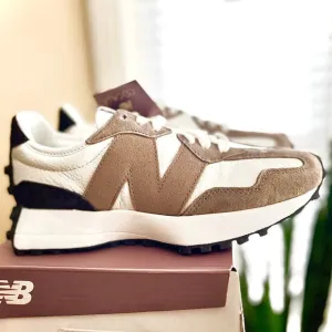 New Balance 327 Casual Women's Sneakers Shoes White Leather Brown Suede size 7.5