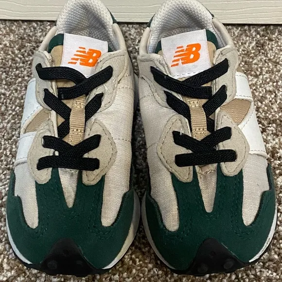 New Balance 327 Nightwatch Green Boys Size 8Y Athletic Shoes Sneakers
