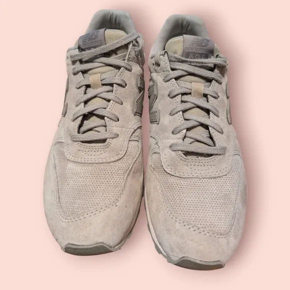 New Balance 696 Womens Size 9 Running Sneakers