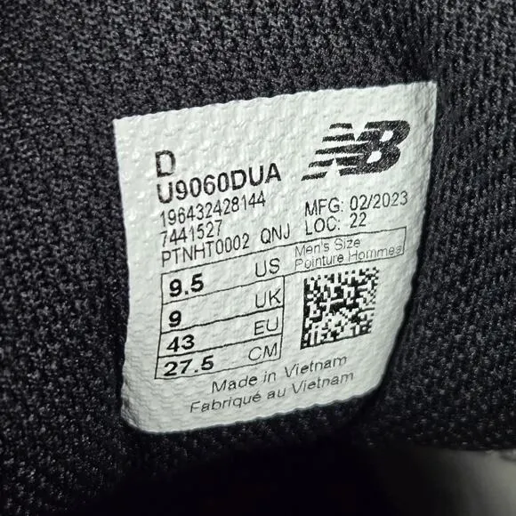 New Balance 9060 Mens Size 9.5 Sneakers Shoes Turtledove Black U9060DUA