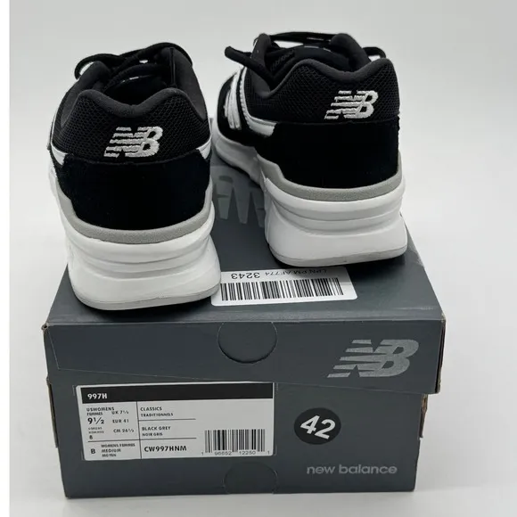 New Balance 997H Classic Sneakers Running Shoes Black White Low Top 9.5