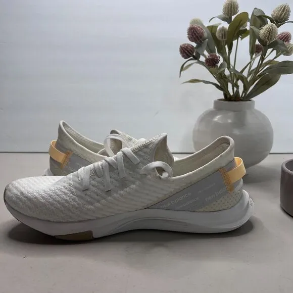 New Balance DynaSoft Nergize Sport v2 Lace Up White Shoes Women's 9.5 Men's 8