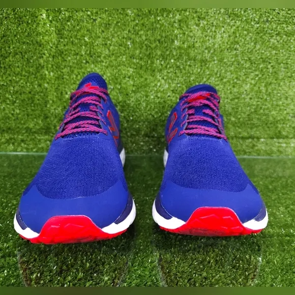 New Balance Fresh Foam 680 Blue and Red Sneakers Men Size 12.