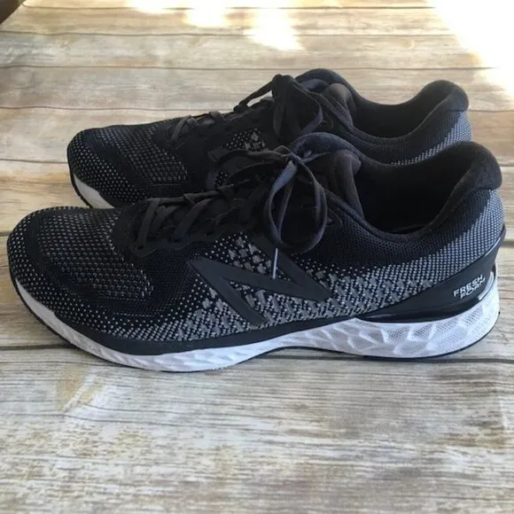 New Balance Fresh Foam 880 V10 Black and White Running Shoes 11.5