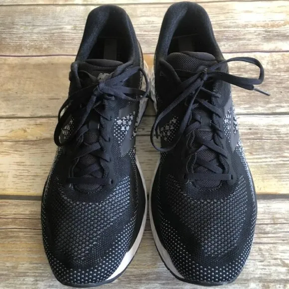 New Balance Fresh Foam 880 V10 Black and White Running Shoes 11.5
