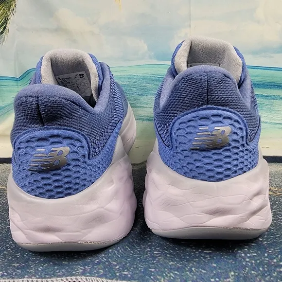 New Balance Fresh Foam More Womens 9.5