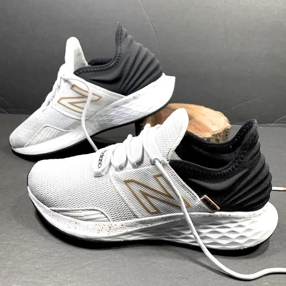 New Balance Fresh Foam ROAV Women’s Sneakers Shoe Size- 8.5