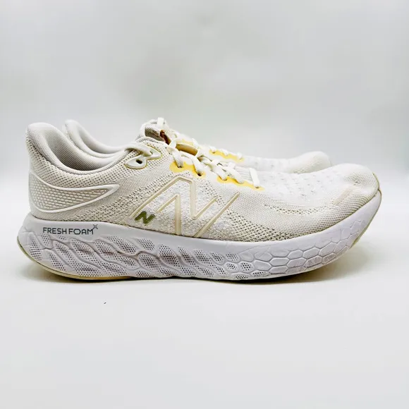 New Balance Fresh Foam X 1080v12 Mens 12 White Running Athletic Sneakers Shoes