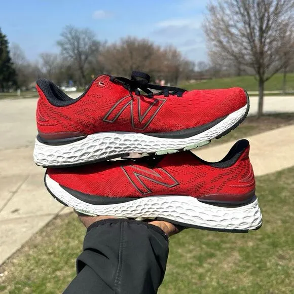 NEW BALANCE FRESH FOAM X 880 Men’s Athletic Shoes Size 11.5 Red