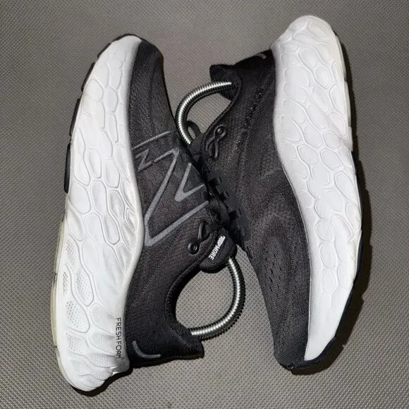 New Balance Fresh Foam X More v4 Black Athletic Running Shoes Women’s Size 6.5