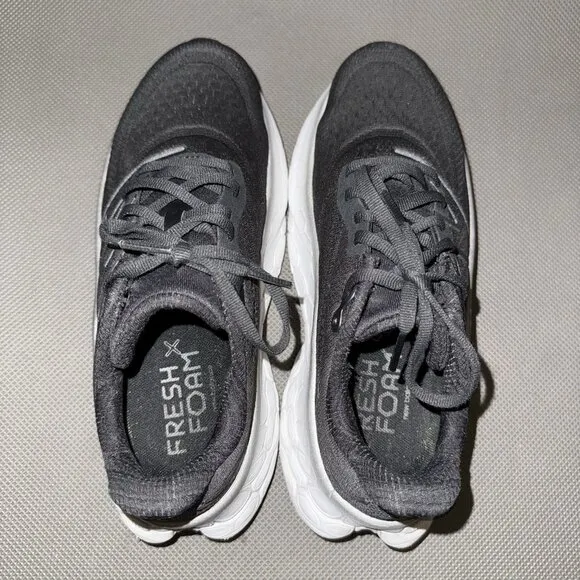 New Balance Fresh Foam X More v4 Black Athletic Running Shoes Women’s Size 6.5