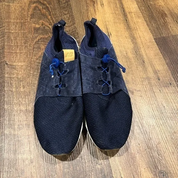 New Balance MCruzon sneakers men size‎ 15 navy blue and white elastic ties