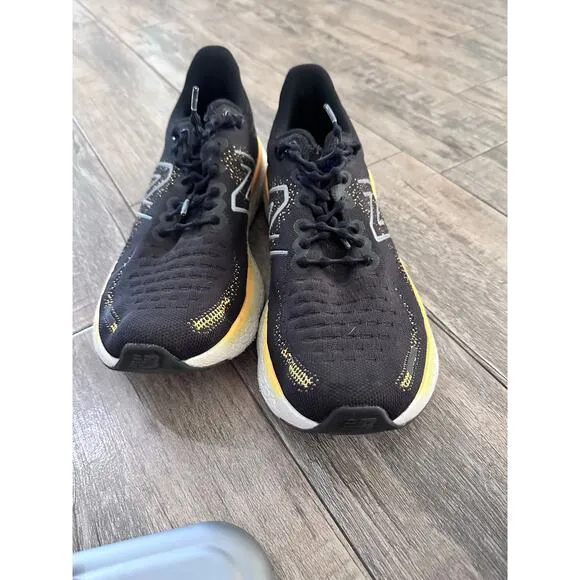 New Balance Men's Black Fresh Foam X 1080v12 Lace Up Running Shoes Size 11