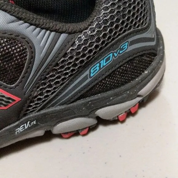 New Balance Pointure Hommes All Terrain hiking running shoe sneaker men's size 9