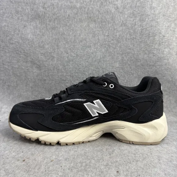 New Balance Shoes Mens Size 10 Black &amp; White 725 Casual Comfort Sneakers ML725BB