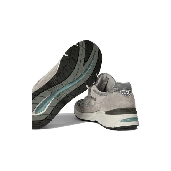 New Balance Sneakers &amp; Slip-on Size US 8.5