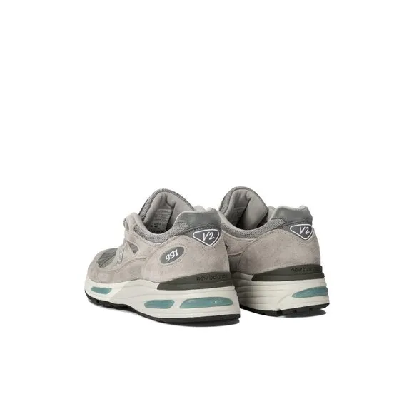 New Balance Sneakers &amp; Slip-on Size US 8.5