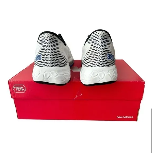 New Balance White Running Shoes Fresh Foam Unisex