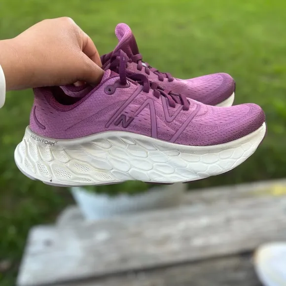 New Balance Women's Fresh Foam X More V4 Running Shoe