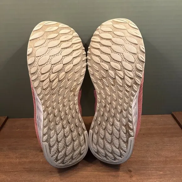 New Balance Womens Pink Running Athletic Sneakers Size 8